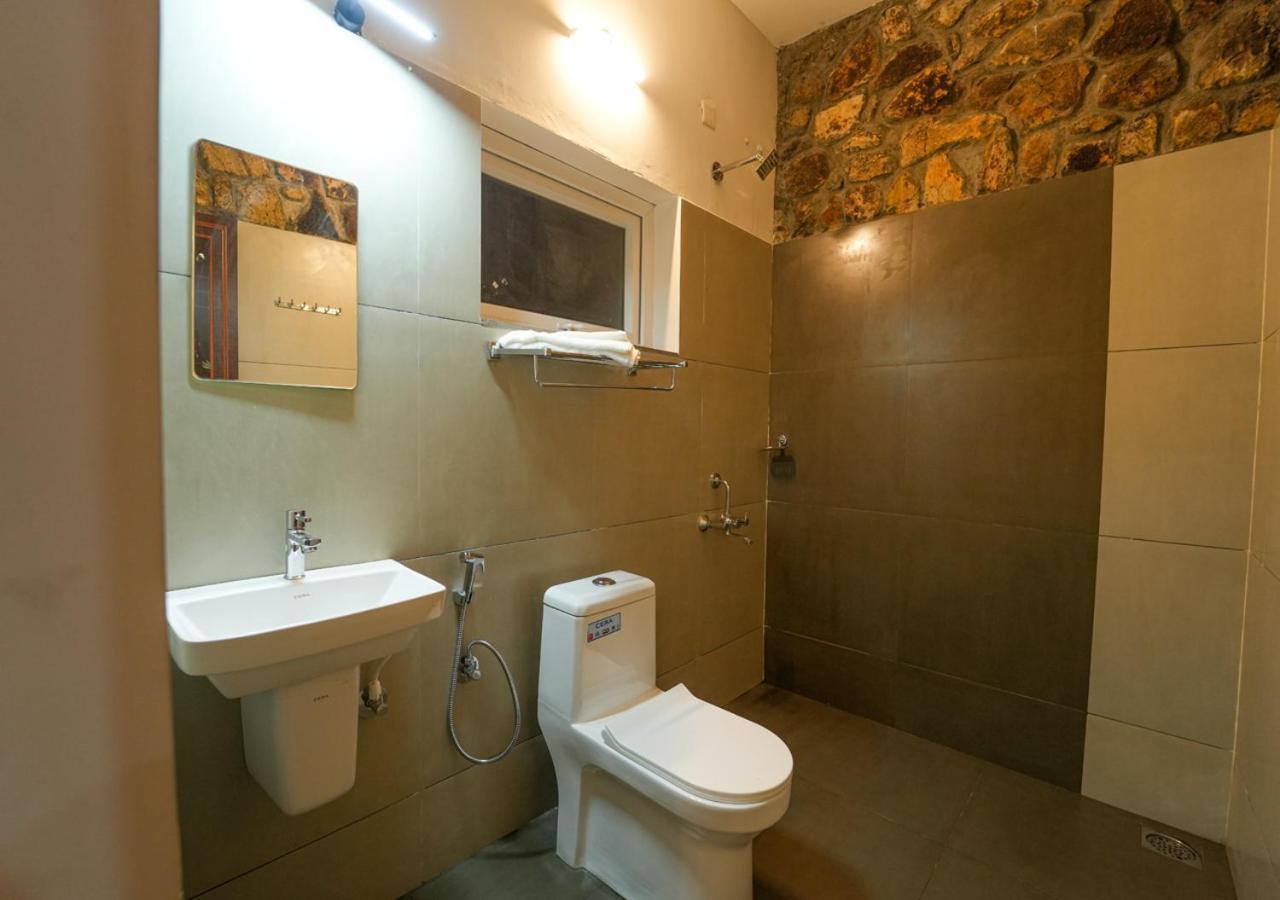 Tiyans Stone Castle Private Tea Villa Vagamon By Voye Homes Exteriör bild