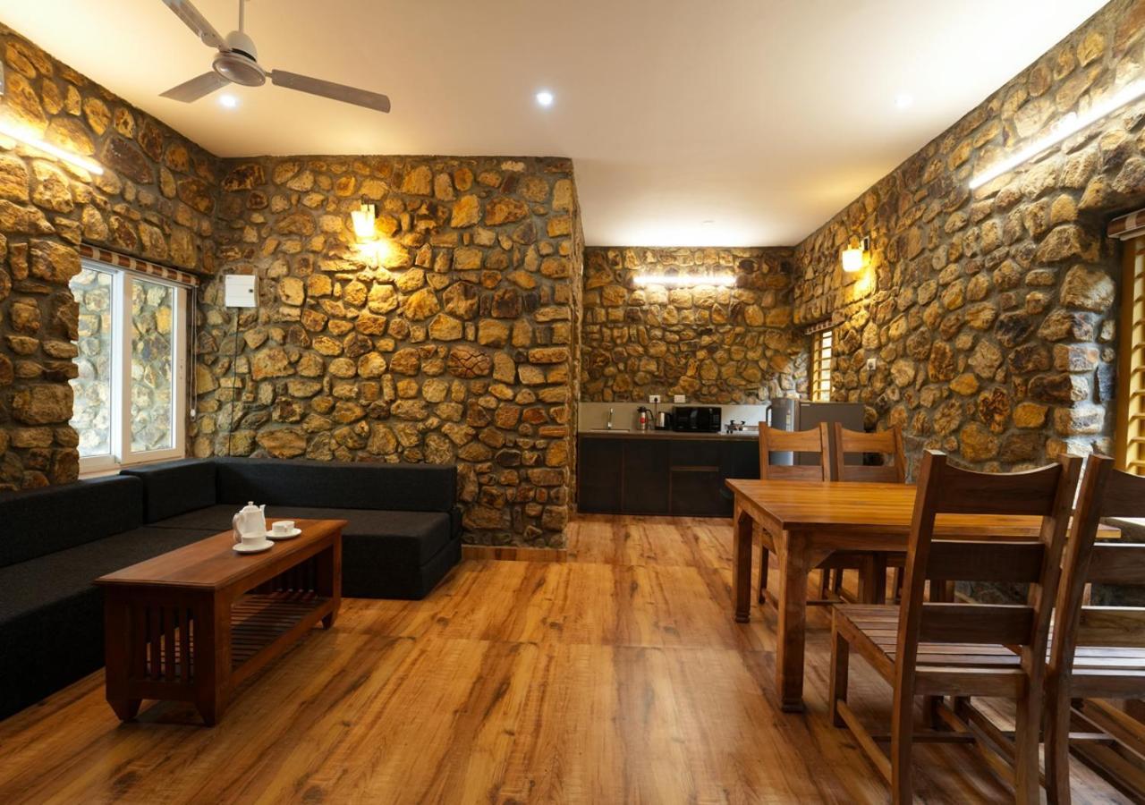 Tiyans Stone Castle Private Tea Villa Vagamon By Voye Homes Exteriör bild